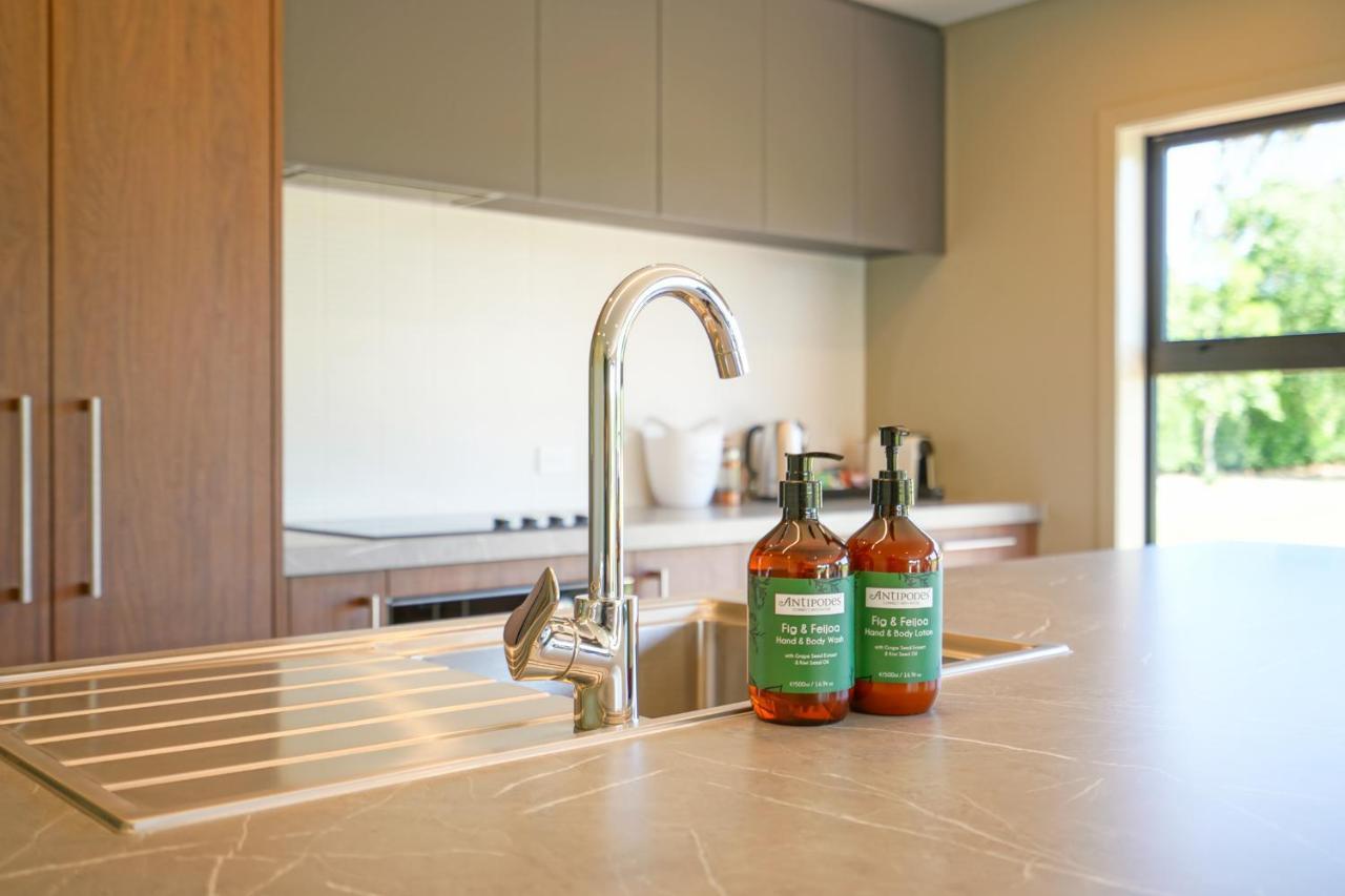 Parehua Resort Martinborough Esterno foto A kitchen faucet